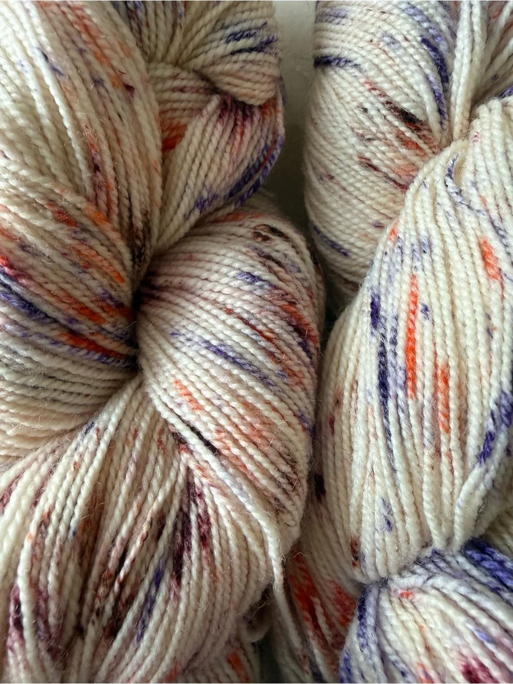 Hawthorne Fingering Weight Yarn - Jupiter Speckle (Cream with Orange & Purple)